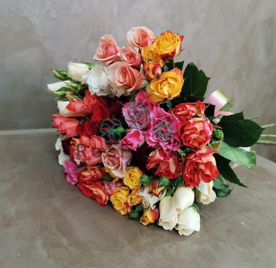 Букет цветов из: Розы в Восходе