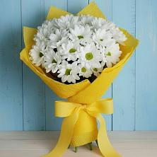 Букет цветов из:  Хризантемы в Восходе