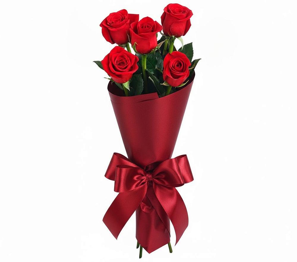 Букет 5 Красных роз Эдлесс Лав в Восходе