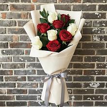 Букет цветов из:  Розы в Восходе