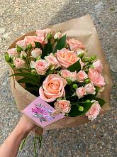 Букет цветов из:  Розы #REPLACE_PRED# Восходе