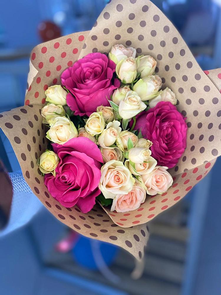 Букет цветов из: Розы в Восходе