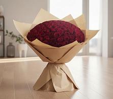 Букет 101 Красная роза в Восходе