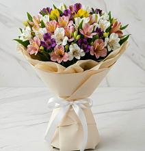 Букет цветов из:  Альстромерии в Восходе