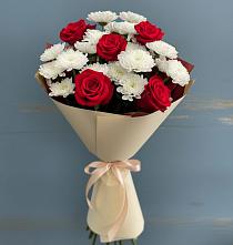 Букет цветов из:  Розы и Хризантемы в Восходе