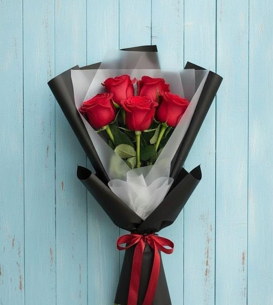 Букет цветов из: Розы в Восходе